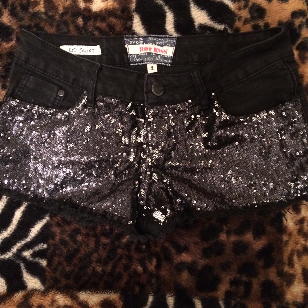 ✨✨✨ black short sz2 ✨✨✨